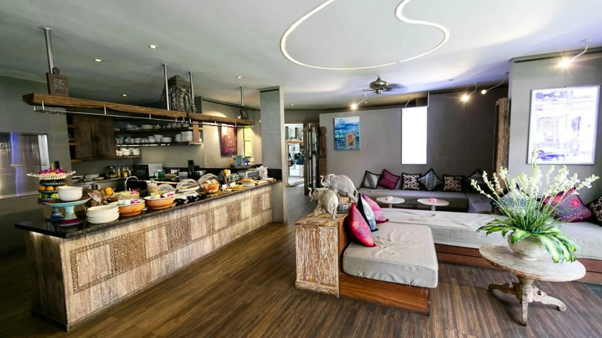 Resort Blue Karma Dijiwa Seminyak Hotel