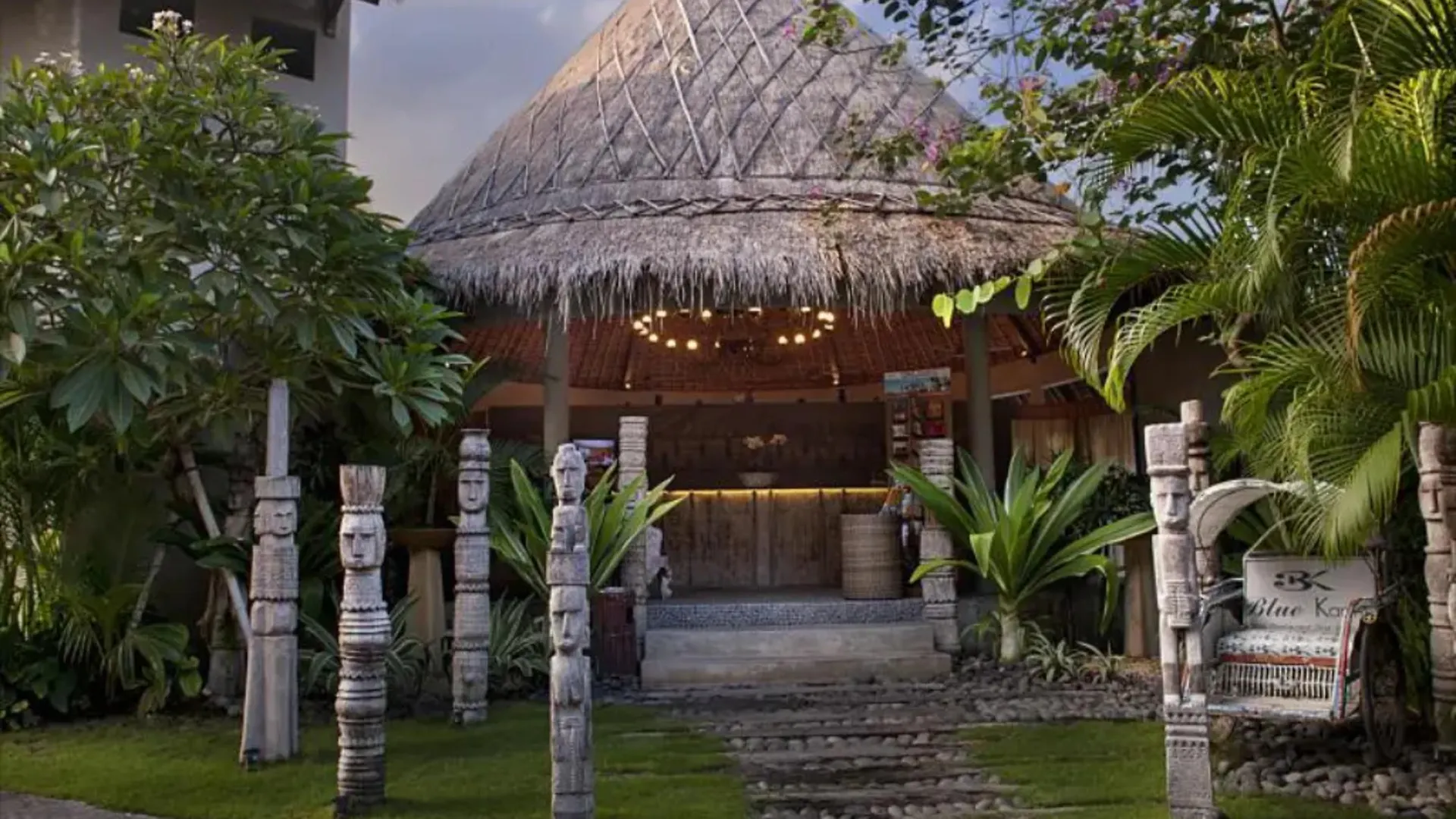 Blue Karma Dijiwa Seminyak Hotel 4*, Seminyak (Bali) Indonesia