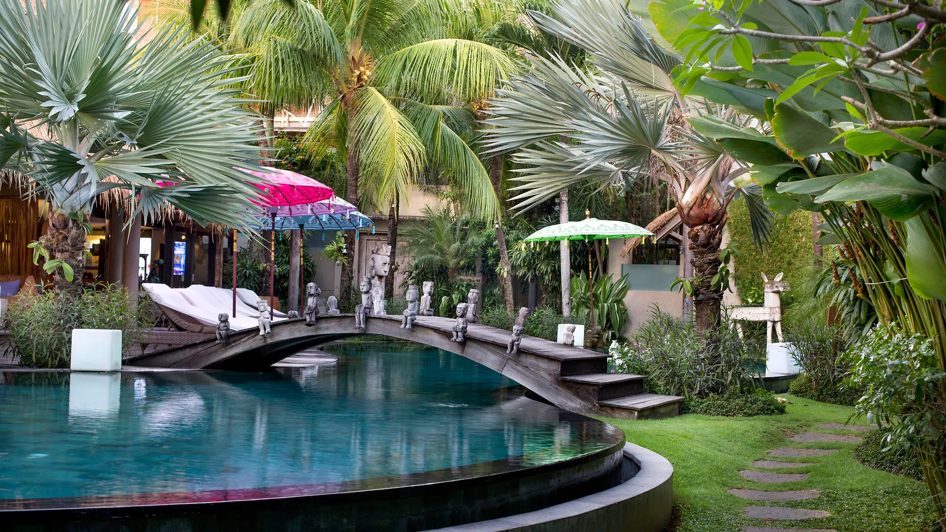 Blue Karma Dijiwa Seminyak Hotel 4*, Seminyak (Bali)