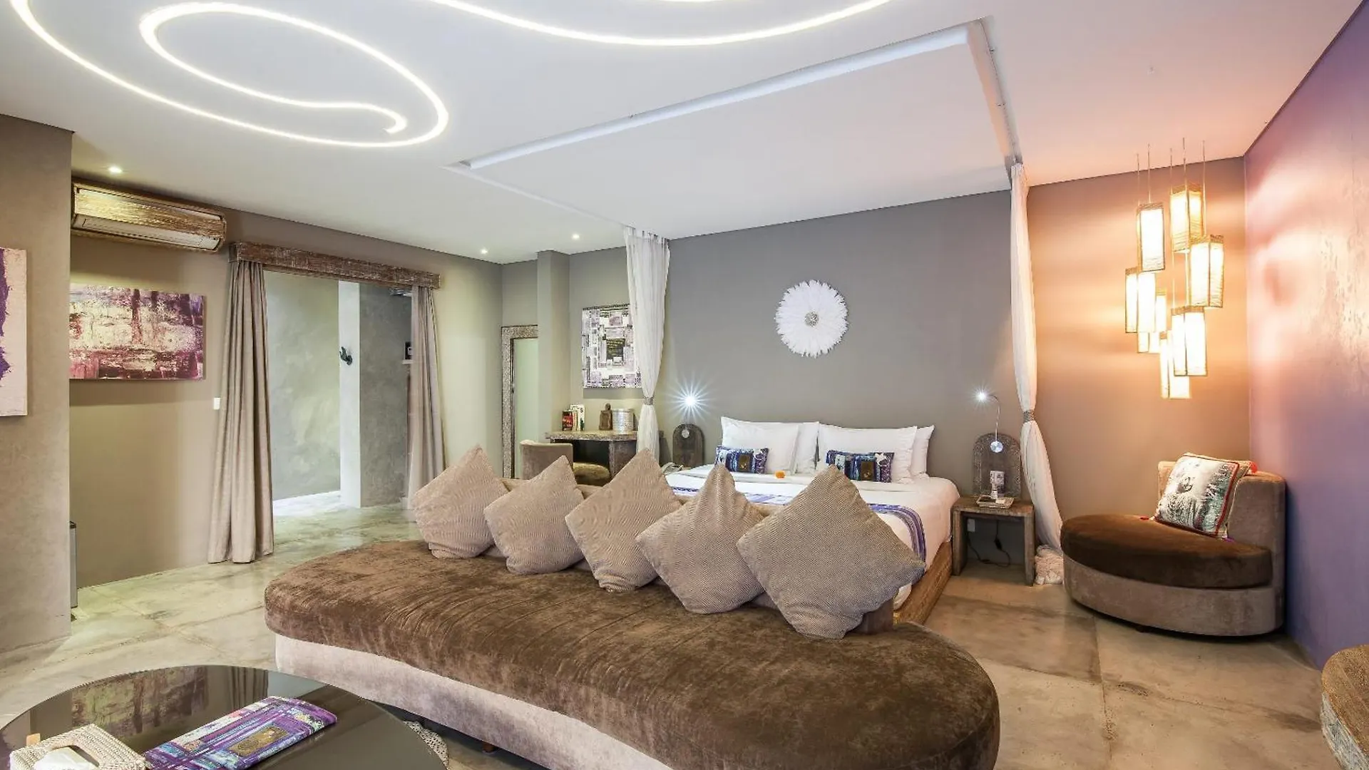 **** Resort Blue Karma Dijiwa Seminyak Hotel Indonesia