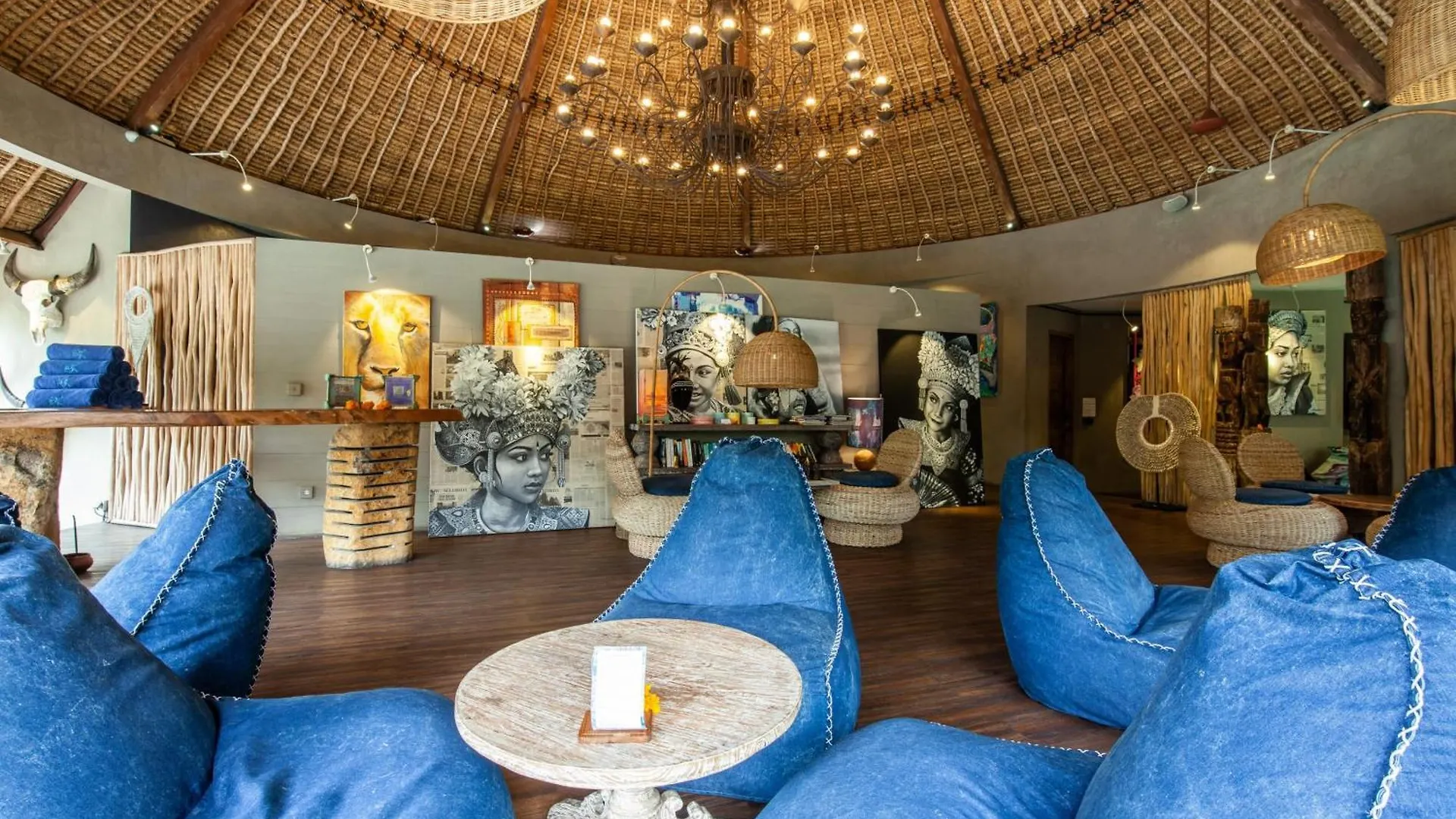 Resort Blue Karma Dijiwa Seminyak Hotel
